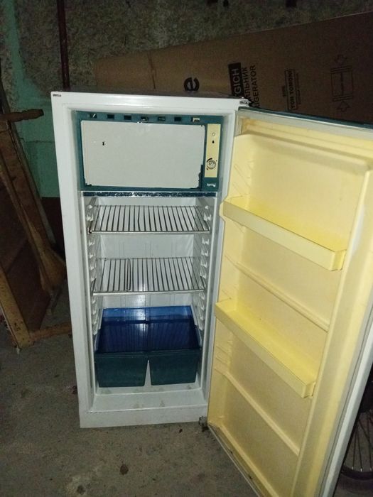 Продаётся холодильник