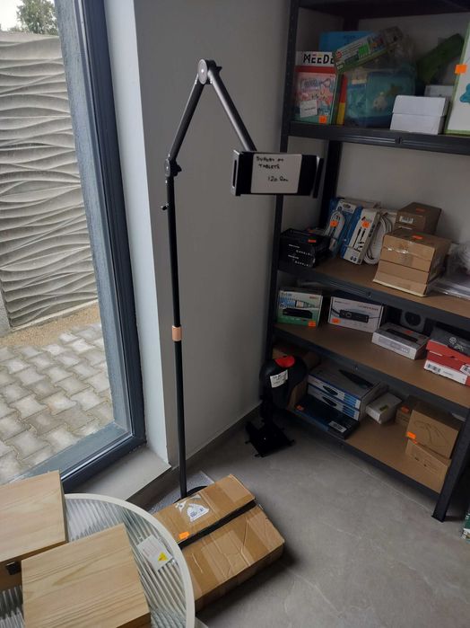 Suport de podea reglabil pentru tabletă din oțel carbon