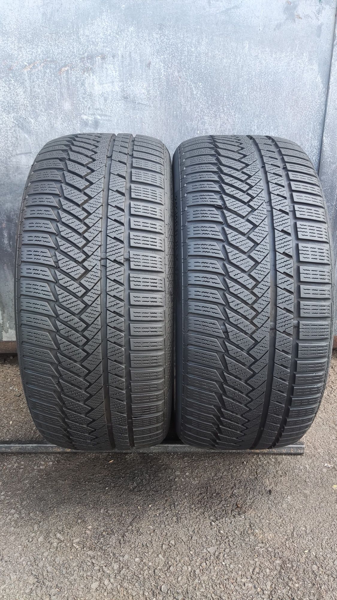 2бр. зимни гуми 245/40/18 Continental TS850P, XL 
dot22
7.2mm
Добро съ