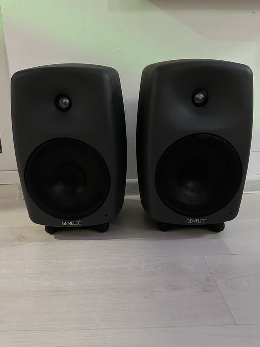 Genelec 8050A  monitor