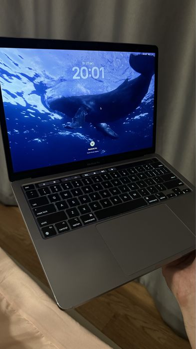 Macbook pro M1 8GB/256GB