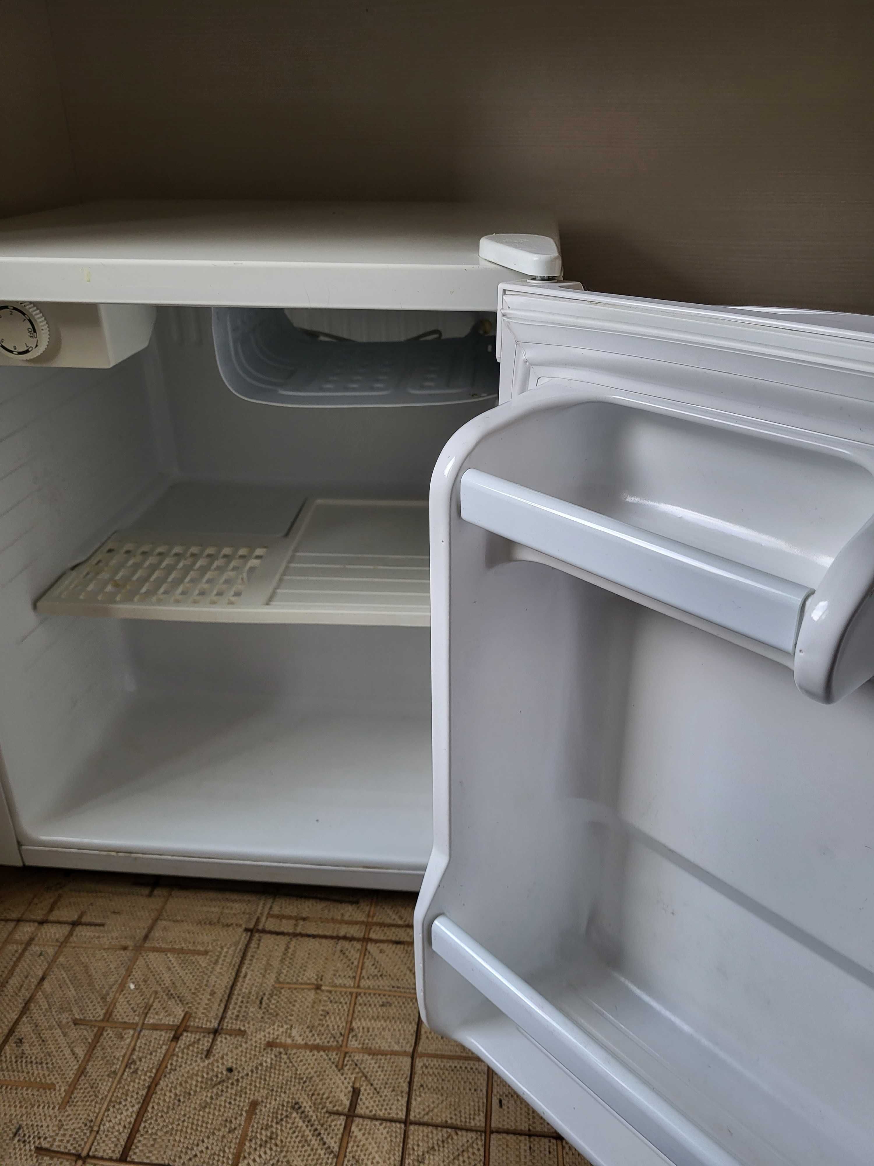 Продам холодильник Daewoo в хорошем состоянии