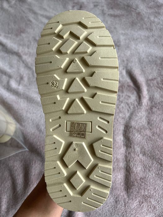 Нови дамски апрески