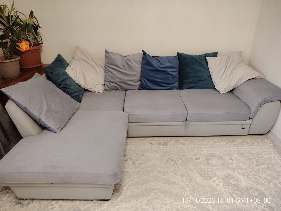 Продам диван в отличном состоянии