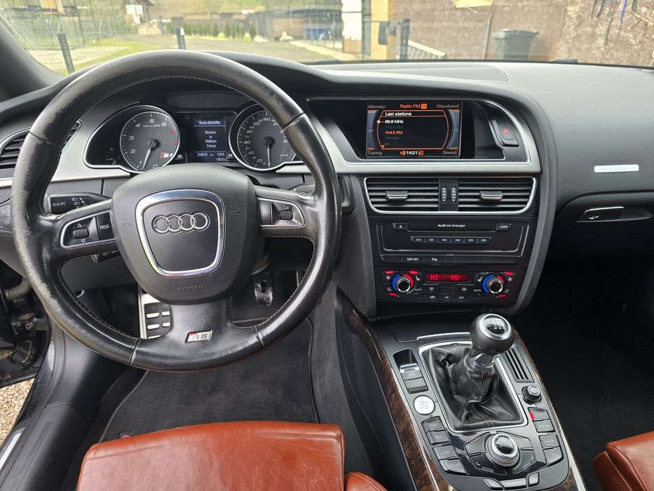 Audi S5 4.2 benzina V8