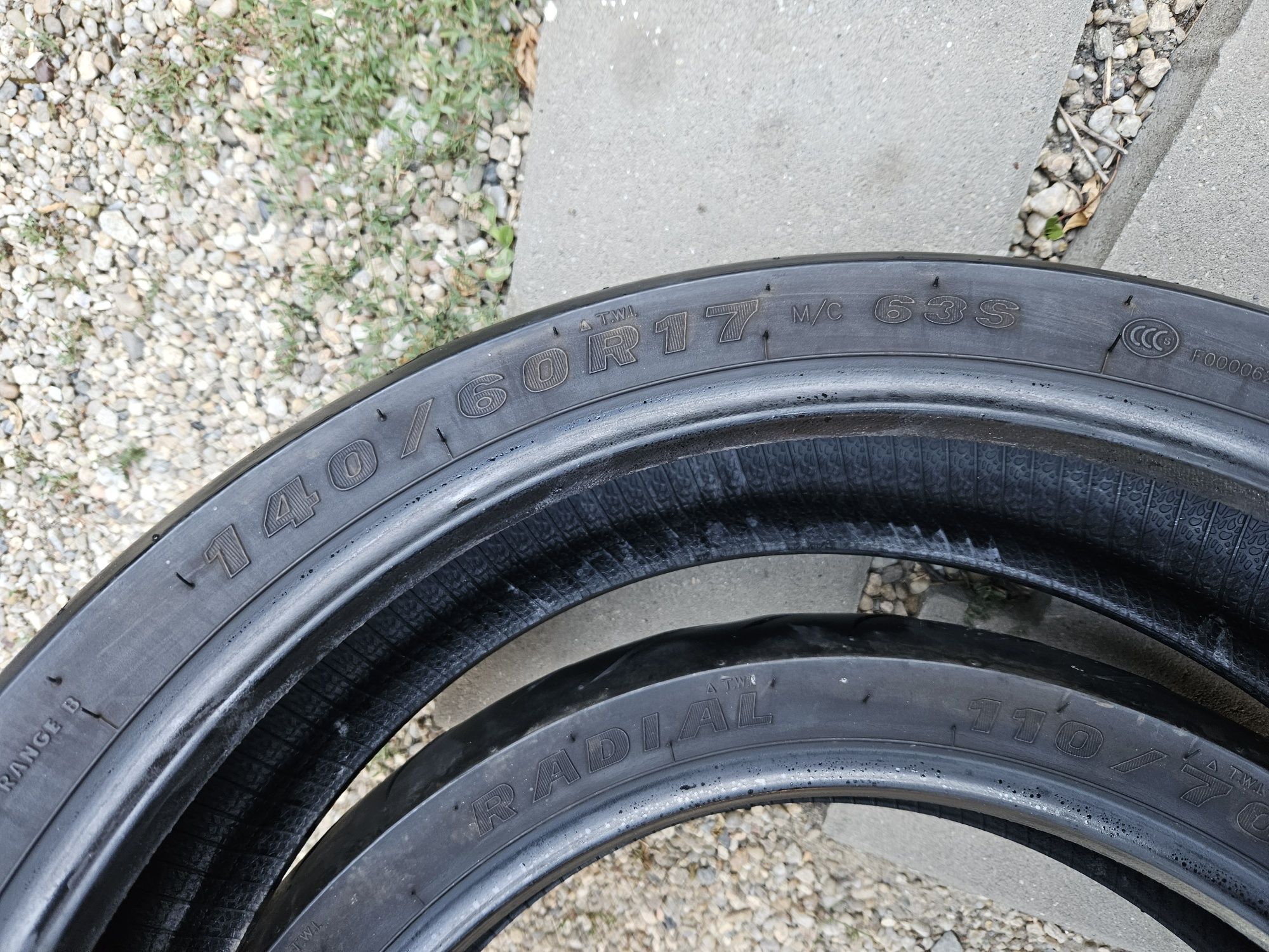 Set cauciucuri moto 110/70/R17 & 140/60/R17 Michelin Road 4