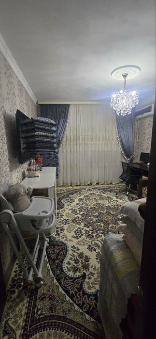 Sergeli rayon 9-xududda 2 xonali uy sotiladi. 2/7/7