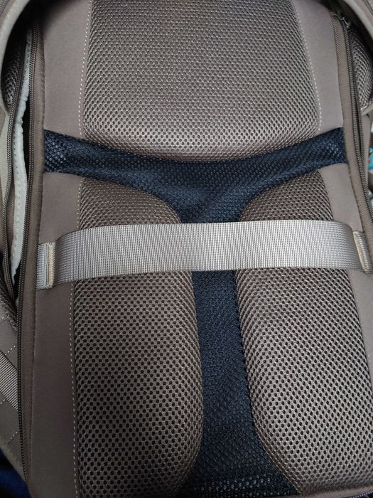 Rucsac foto Vanguard Veo Range T48 Beige cu husa