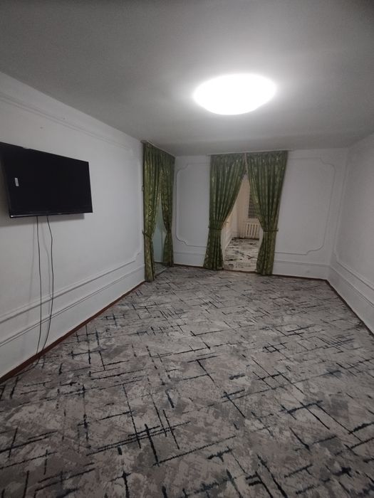 Chilonzor 6 kvartalda 2 xonali kvartira oilaga beriladi uy o'zimniki