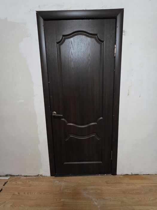 Продам двери межкомнатные