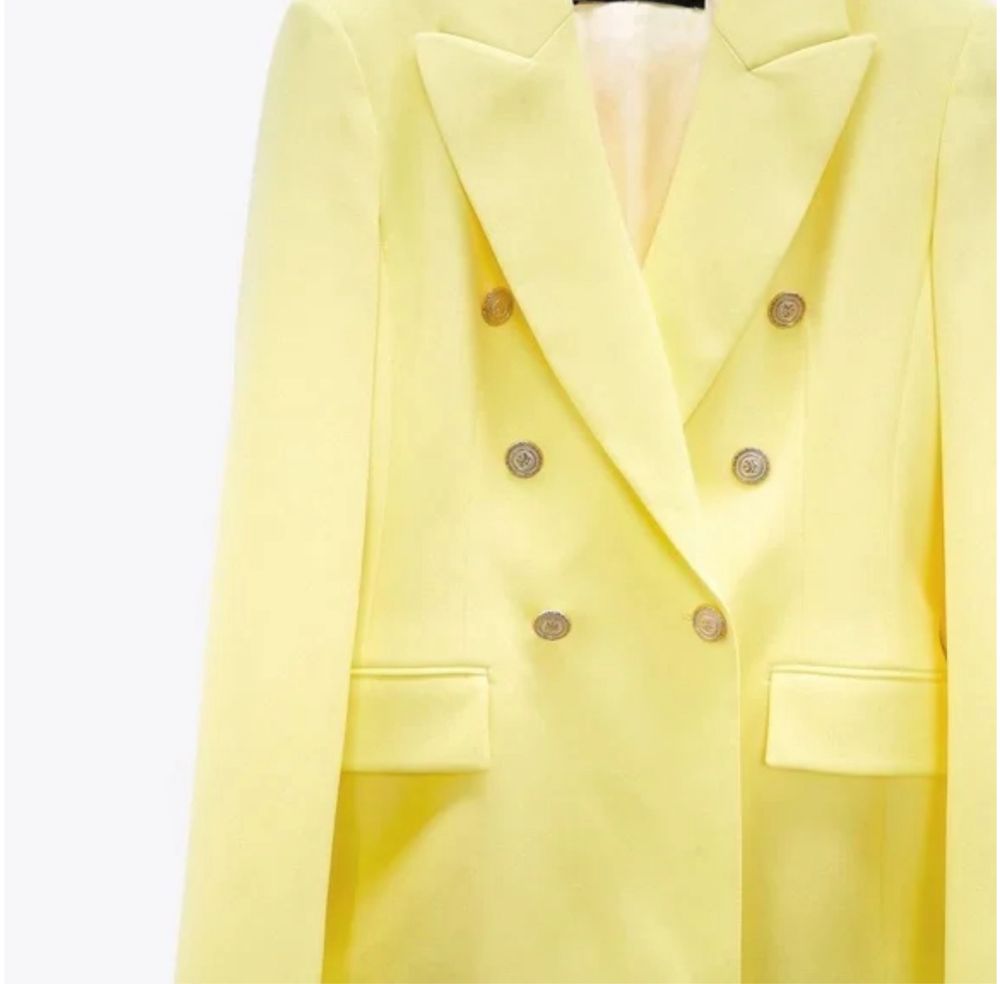 Жълто вталено сако Zara