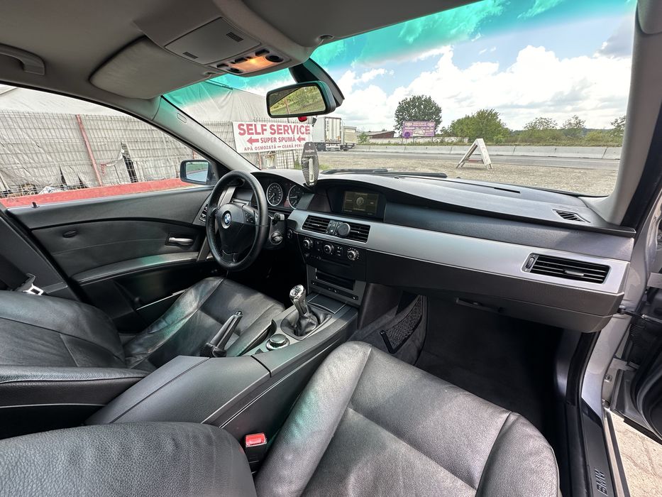 BMW e61 530xd manual 2007