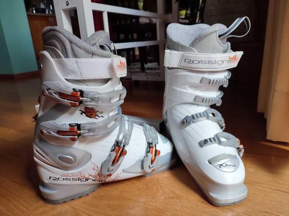Дамски ски обувки Rossignol