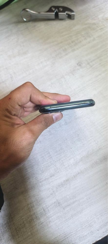 iPhone 11 pro 64 talik