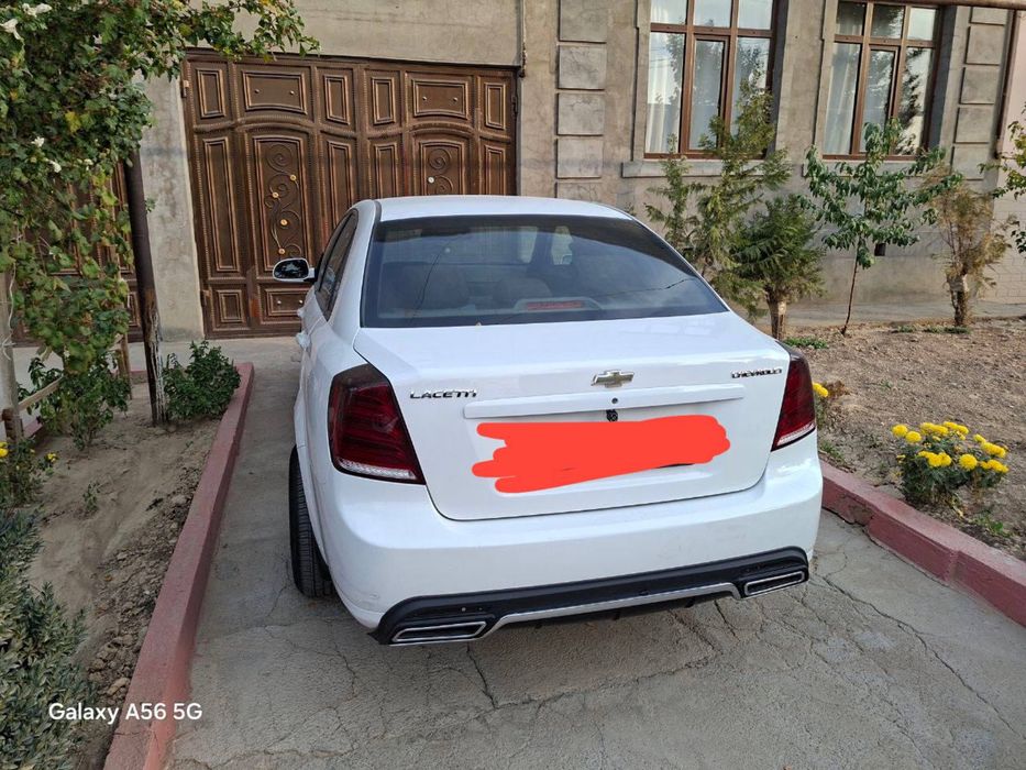 Продаю срочно авто