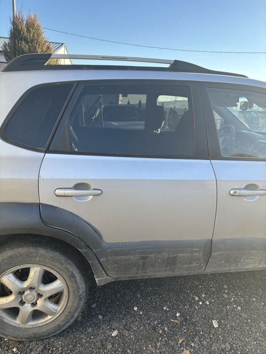 usa fata spate Hyundai Tucson dezmembrari Hyndai