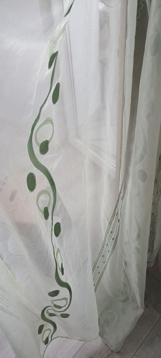 Perdea voal nuanta verde cu rejanta sina