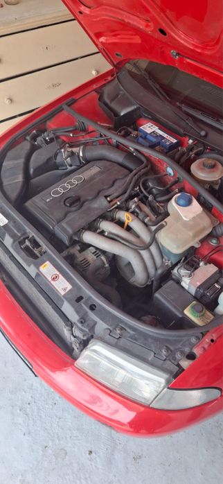 Audi a 4 1.8 benzină