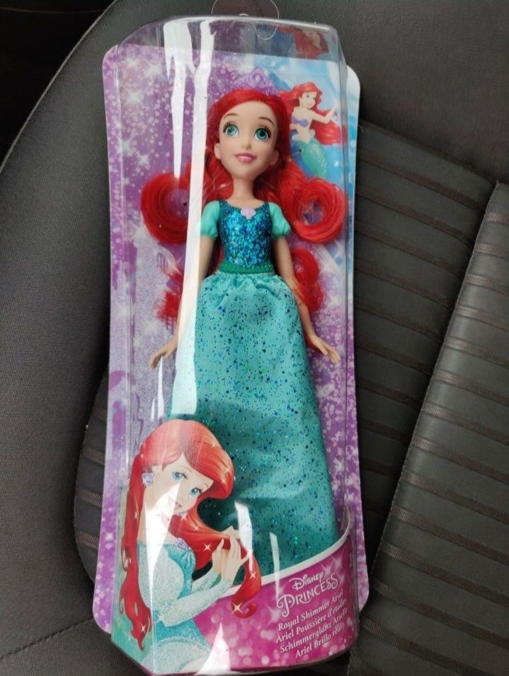 Papusa noua Ariel Disney Princess Shimmer Fashion sigilata