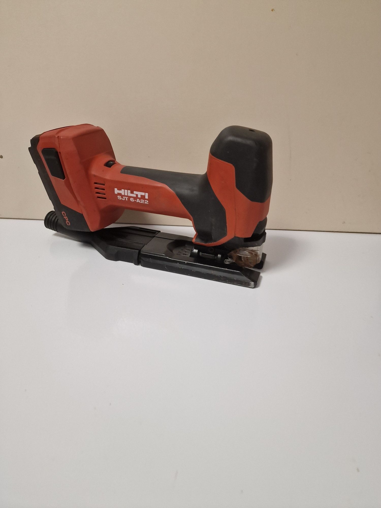 Hilti SJT 6-A22 Fierăstrău pendular/soricel/decupir 4.0AH