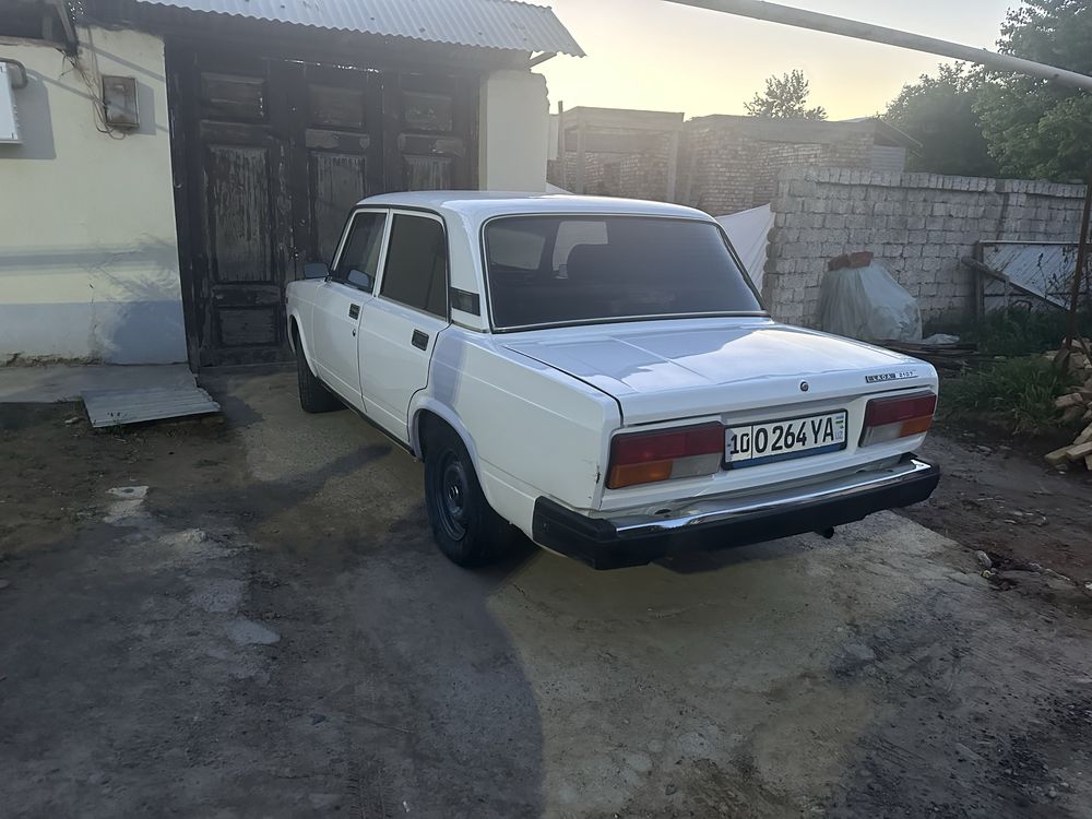 Vaz 2107 metan.65li срочнни