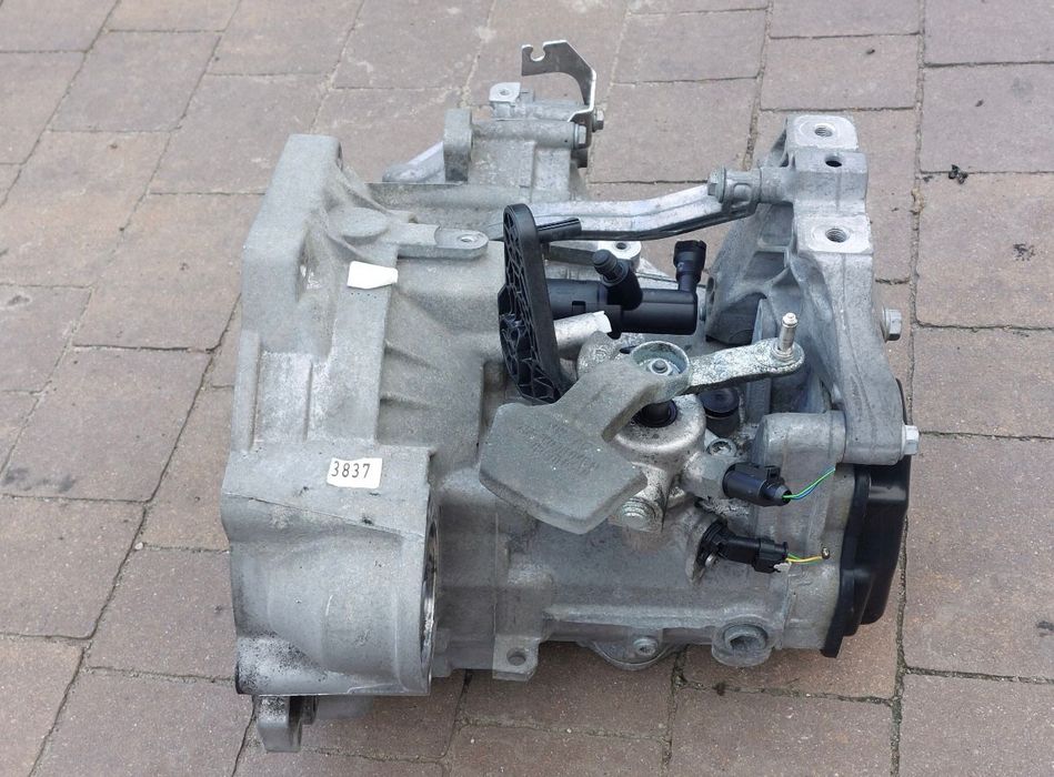 Cutie de viteze VW Jetta 1.6 TDI cod cutie MDZ 5+1 trepte