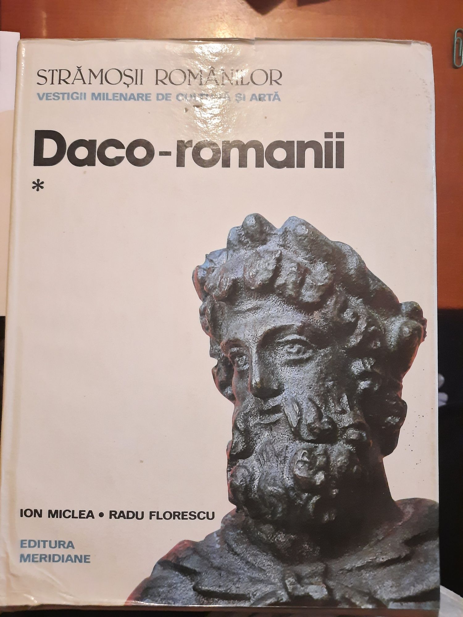 3 volume Stramosii Romanilor Ion Miclea