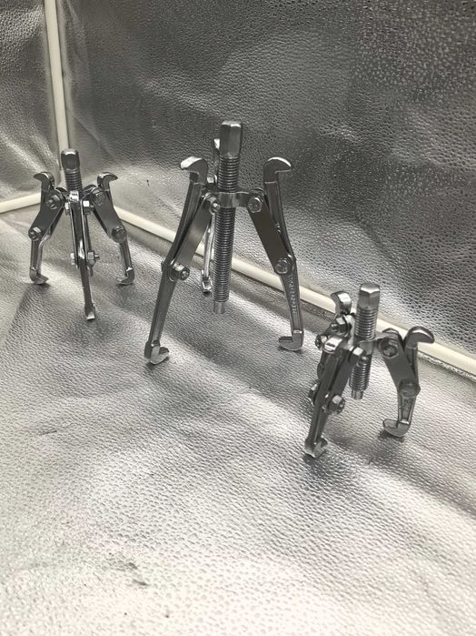 Extractor cu 3 brate reversibile pentru rulmenti si discuri – 129 lei