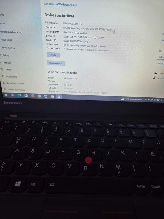 Lenovo Tinkpad X240 cu  I5-2,5gb -Generatia-a4-a cu HDD 500 gb.