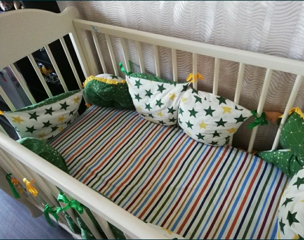 Кроватка для новорожденных с продольным и поперечным качанием + ящик