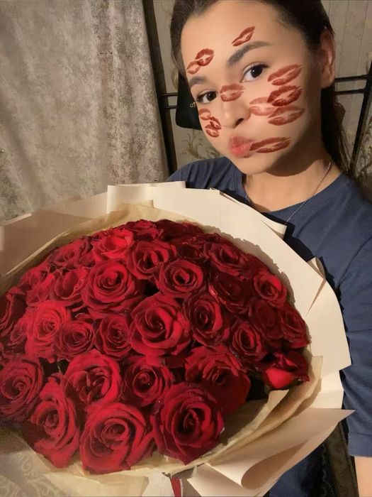 Красные розы 51 штук