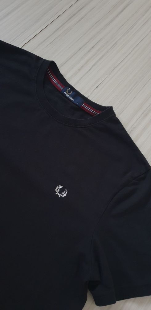 Fred Perry Cotton Mens Size L  ОРИГИНАЛ! Мъжка Тениска!