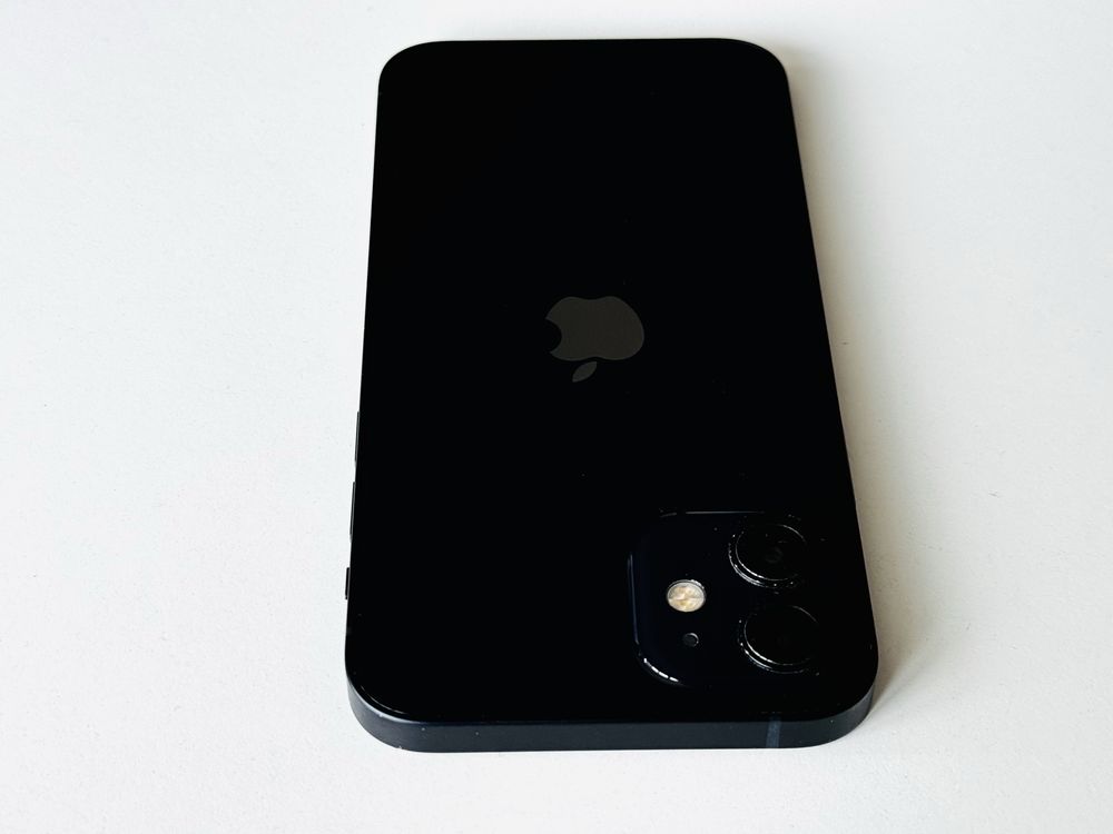 Iphone 12 128GB Black Отличен! 100% Батерия! Гаранция 6 месеца