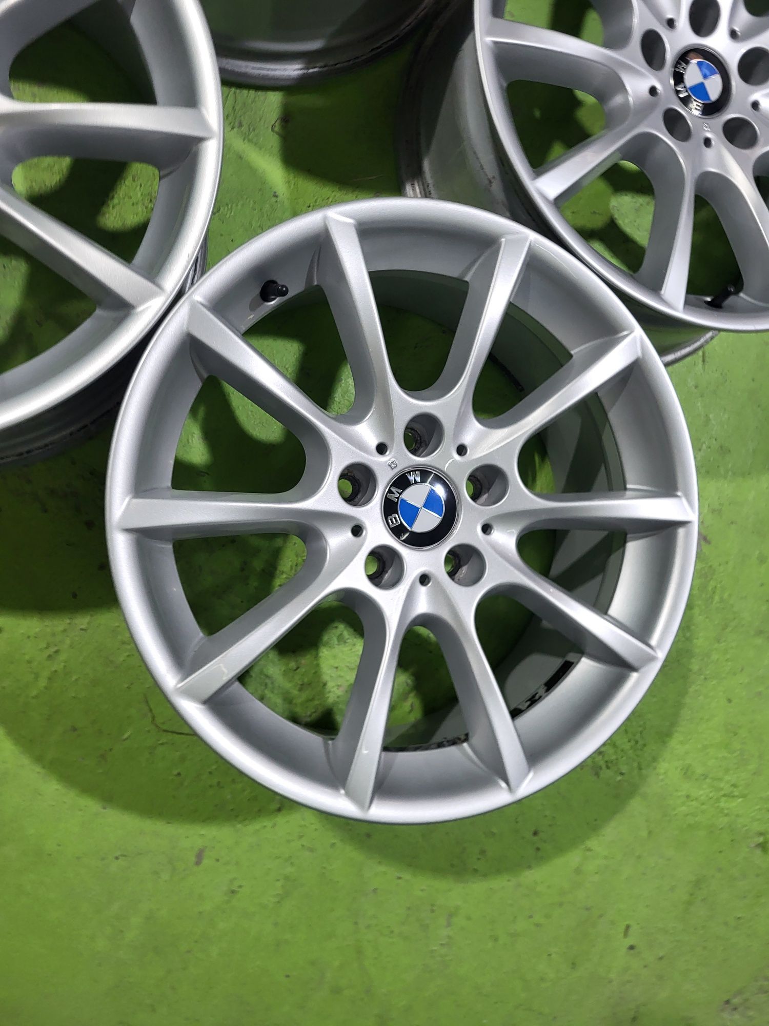 18 5x120 Bmw F10 F11 E90 E91 лети джанти 5х120 бмв ф10 ф11 е90 х3 x3