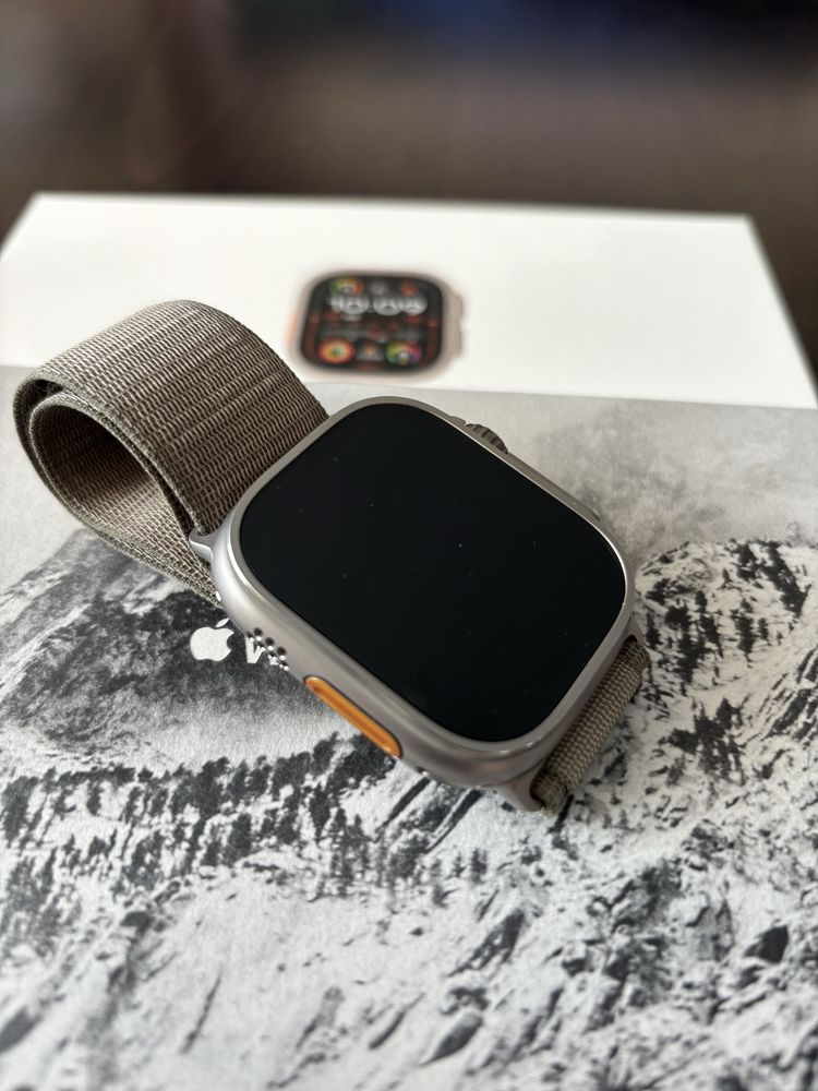 Apple Watch ultra 2 Olive Alpine 49mm