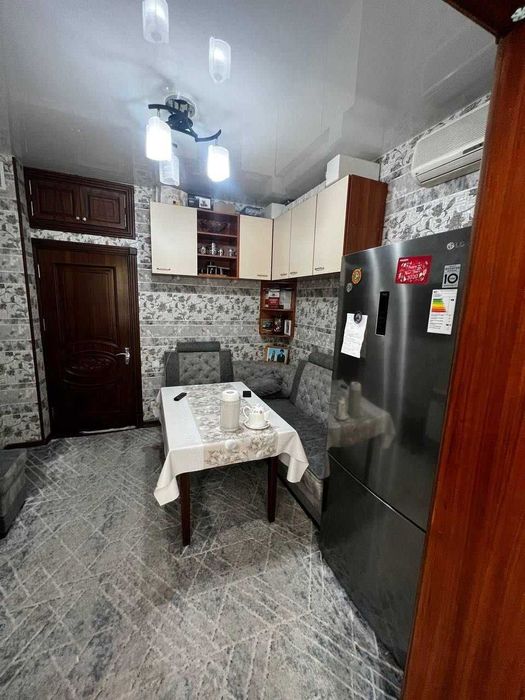 5 комнатная квартира Юнусобад 19 квартал (ИТ)