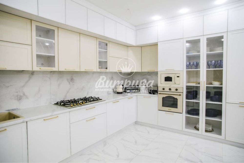 Продам фасады (двери) от кухонного гарнитура