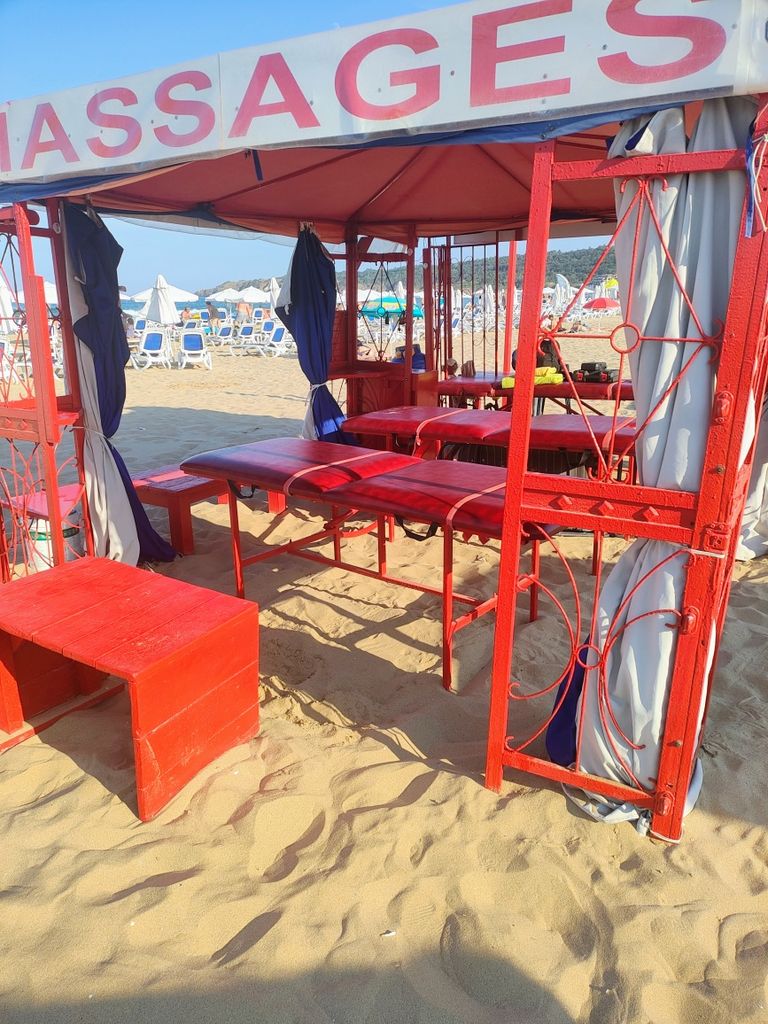 Дава се под наем  в Созопол -  кв.м за 2550 € - Снимка #1