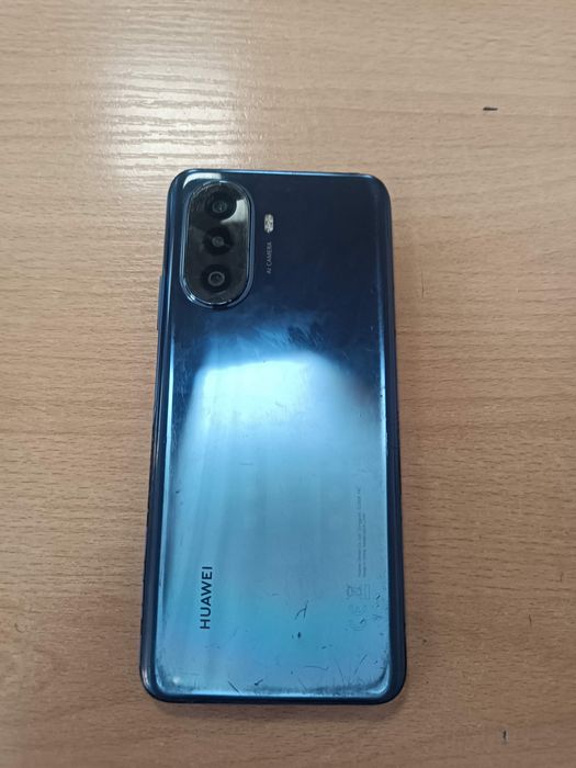 Huawei Y70 синий