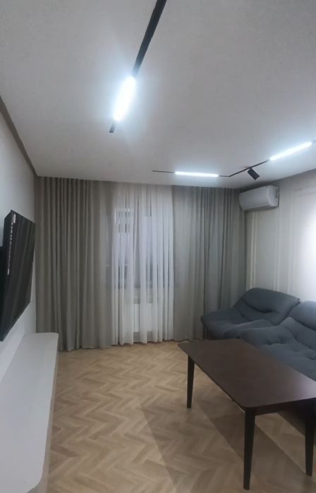Ijaraga kvartira 3 xonali, 86 m2.  Yangihayot tumani, novostroyka