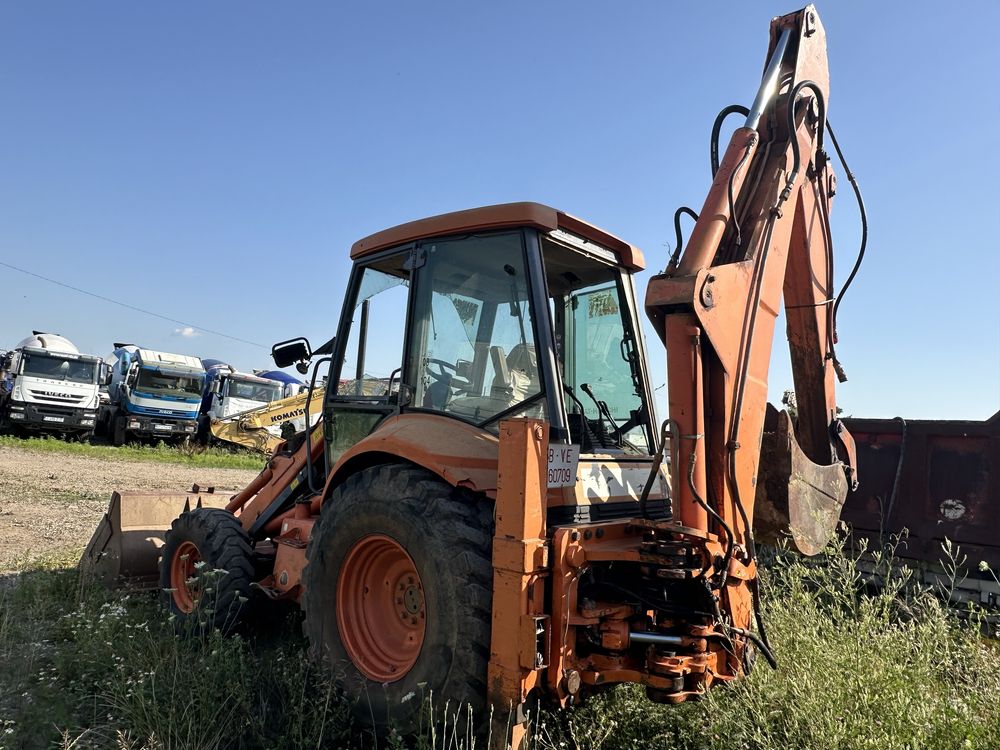 Buldoexcavator Fiat Hitachi fb 100