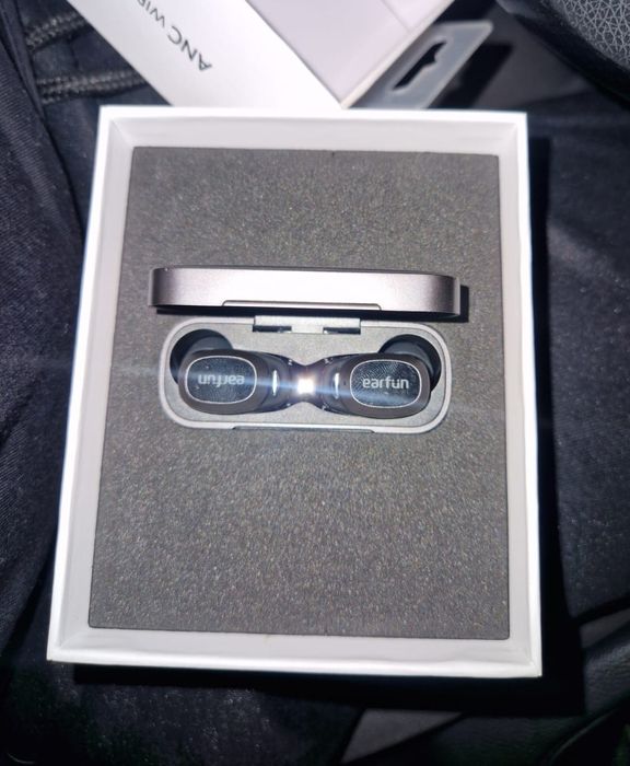 Casti earfun free pro