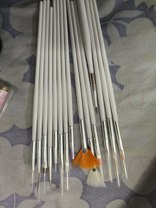 Продам набор для начинающего мастера маникюра