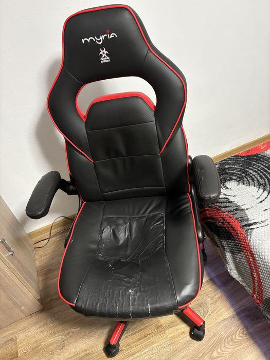 Vand Scaun Myria MG7404GR Rosu-negru