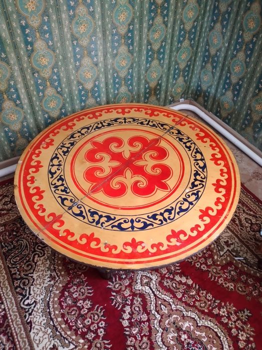 Продается казахский круглый стол