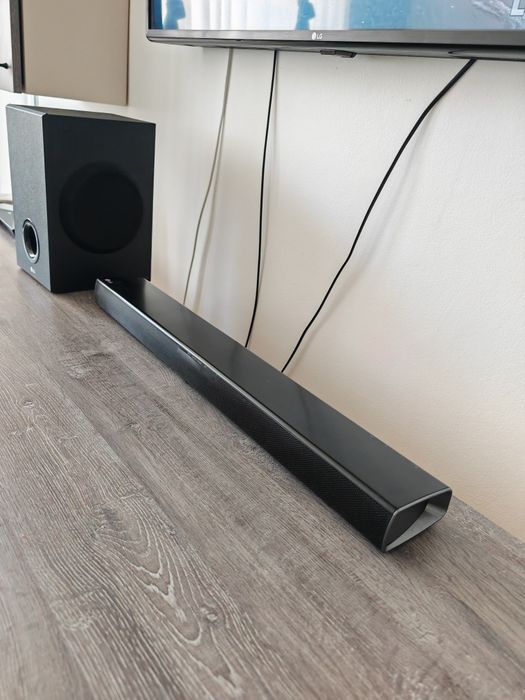 Vând Sound Bar LG