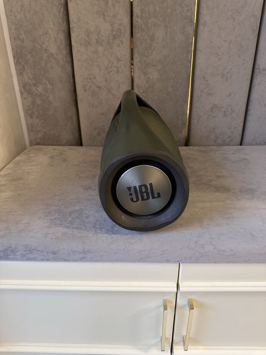 Jbl Boombox поколения 1