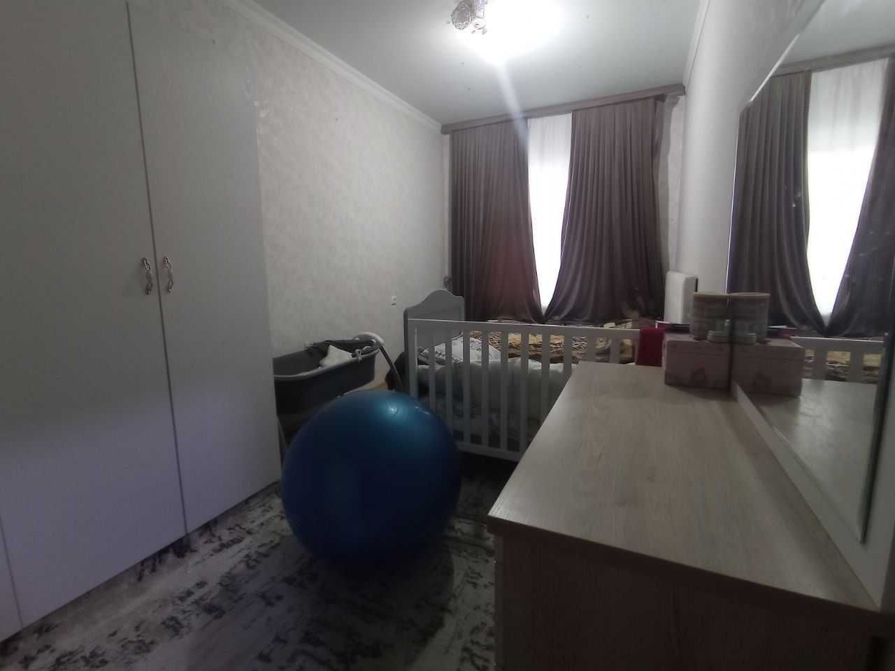 Продаётся квартира в Ташкенте 4/4/5 82 м², на Юнусабадском р-е (J2574)