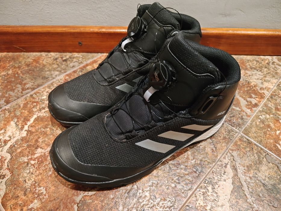 Дамски/детски зимни маратонки Адидас