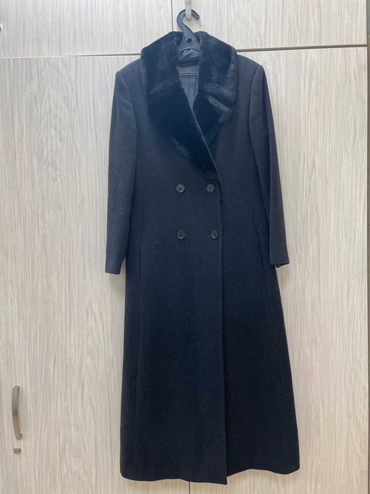 Продается демисезонное пальто произведено в Англии